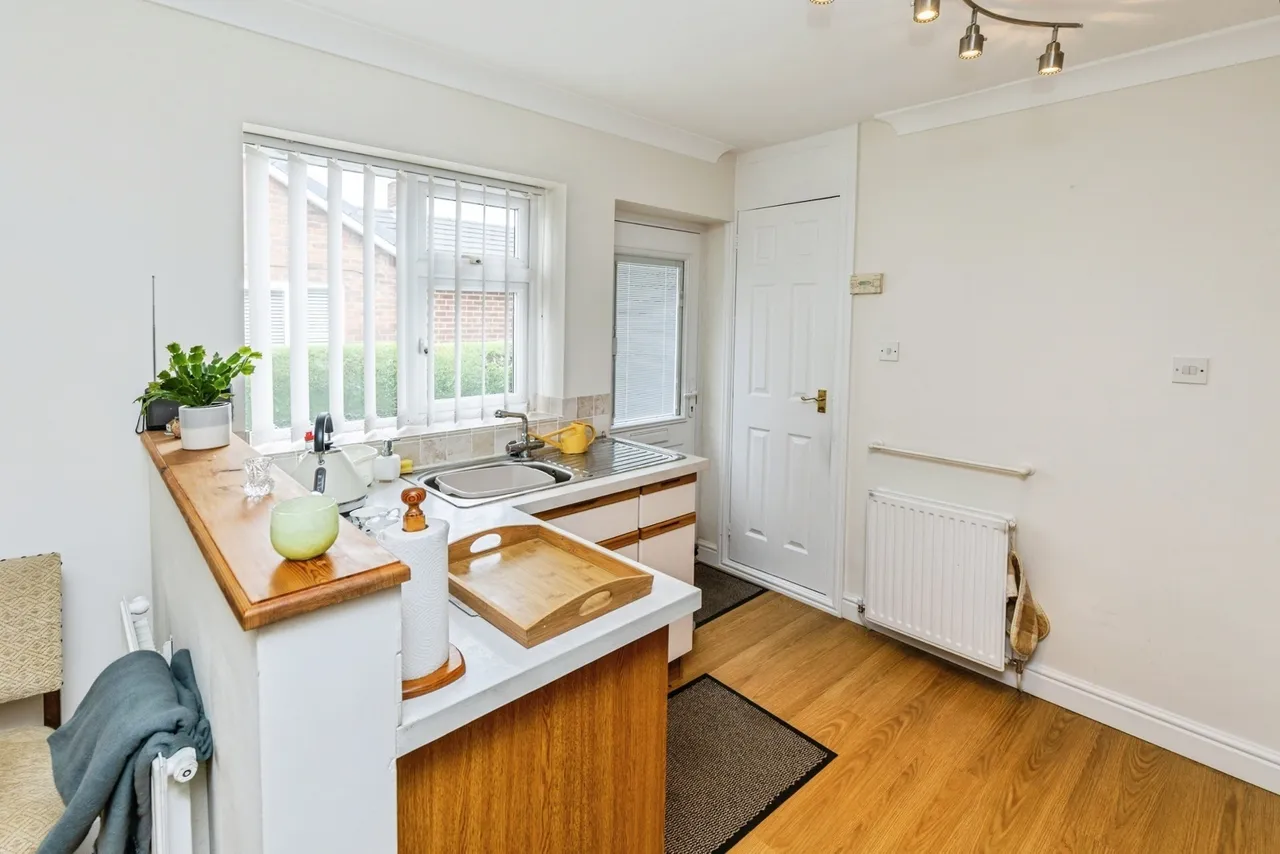 Wats Dyke Avenue, Mynydd Isa, CH7, photo 13