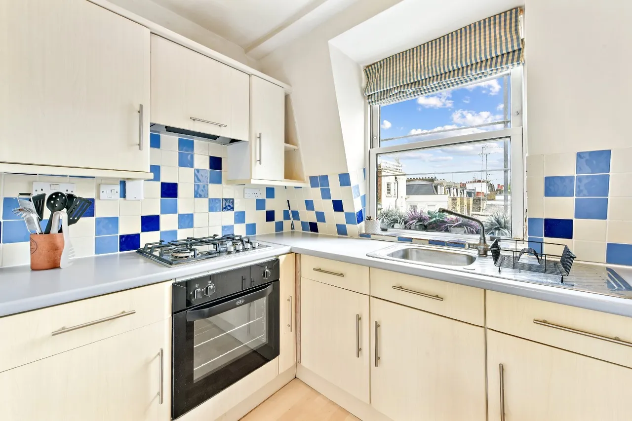 West Warwick Place, Pimlico, SW1V, photo 2