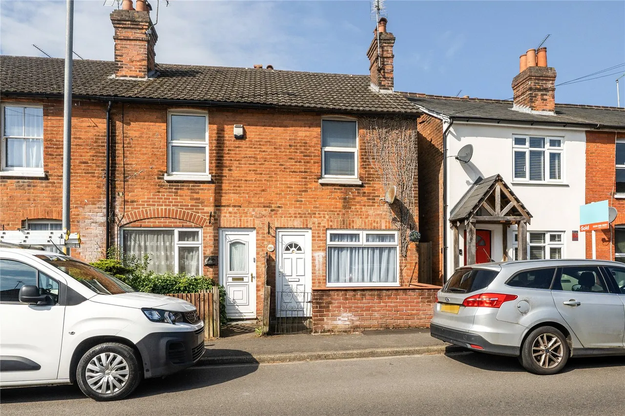 2 bed house for sale — London Road, Dunton Green, Sevenoaks, Kent, TN13 2TB