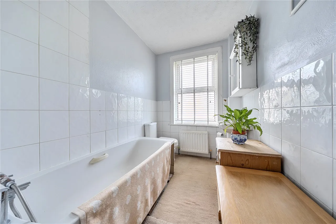 London Road, Dunton Green, Sevenoaks, Kent, TN13 2TB, photo 9