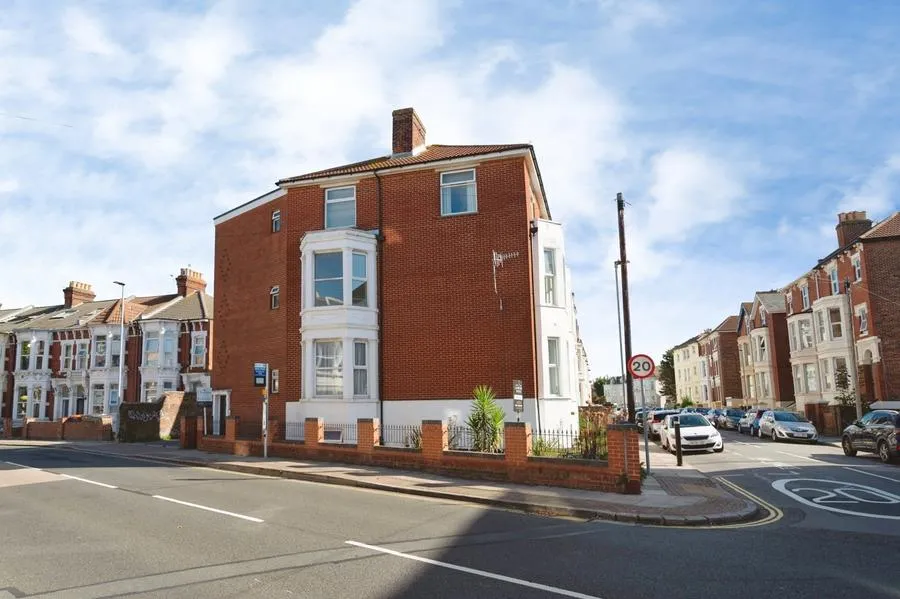 Waverley Grove, Southsea, PO4, photo 19