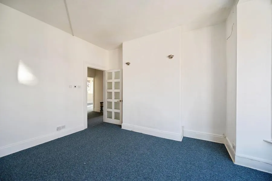 Waverley Grove, Southsea, PO4, photo 5
