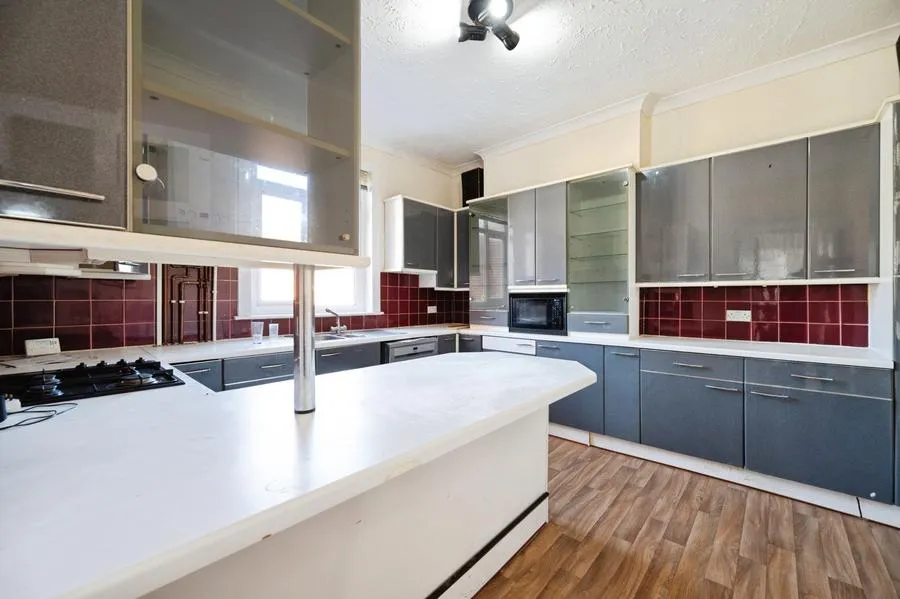 Waverley Grove, Southsea, PO4, photo 18