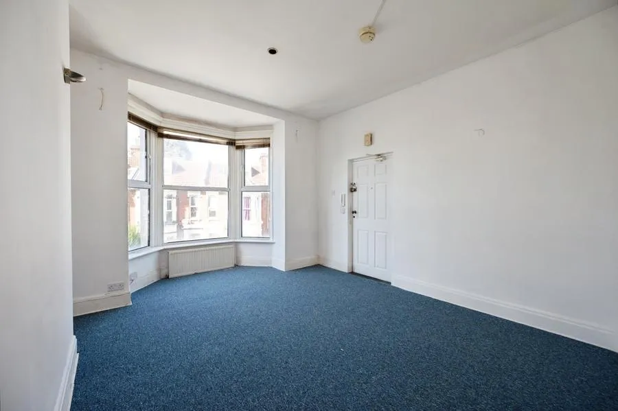 Waverley Grove, Southsea, PO4, photo 16