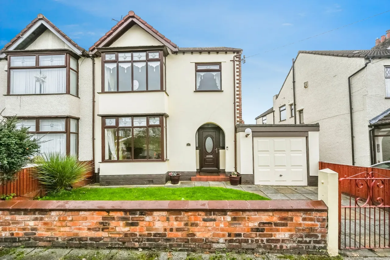 4 bed property for sale, Bilston Road, Liverpool, L17