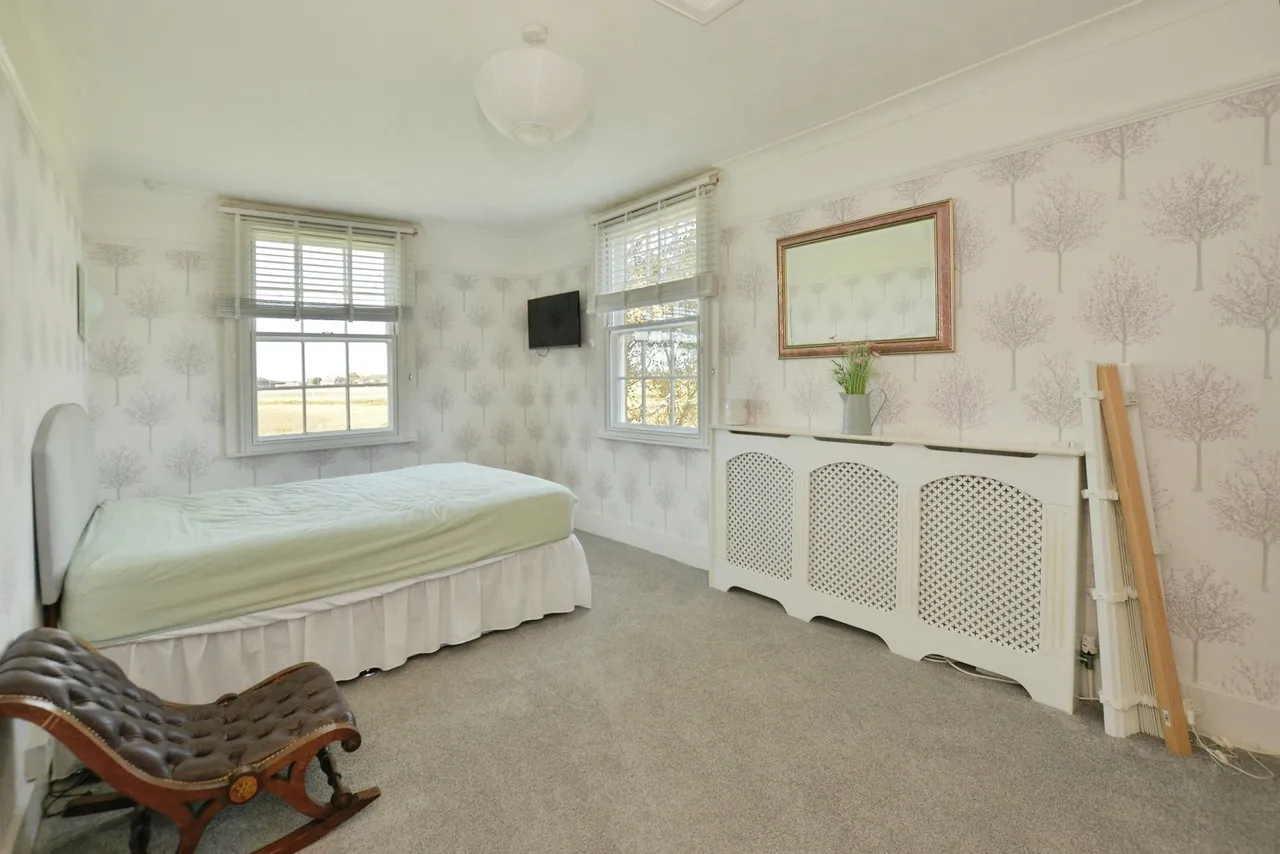 High Street, Lydd, TN29, photo 5