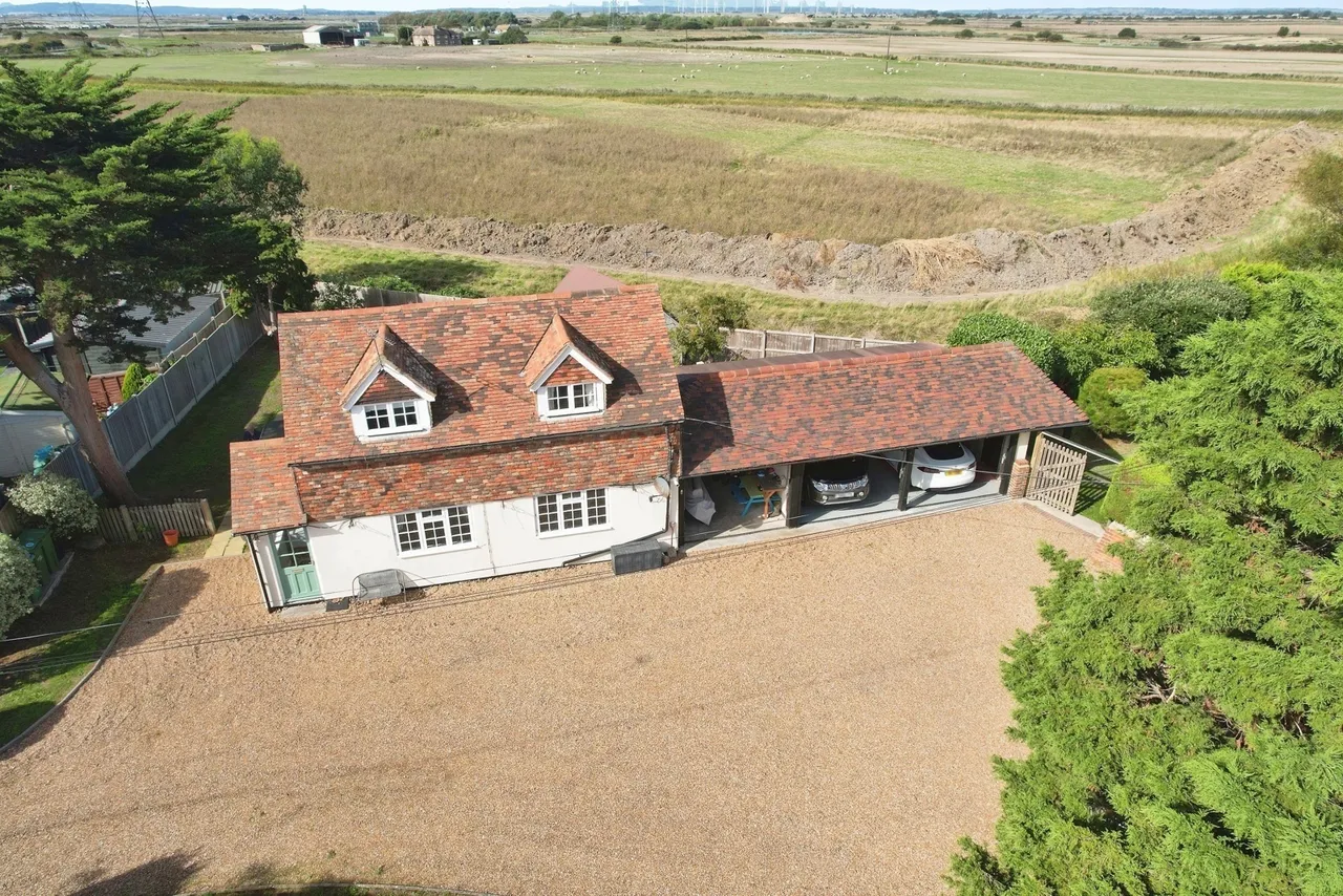High Street, Lydd, TN29, photo 2