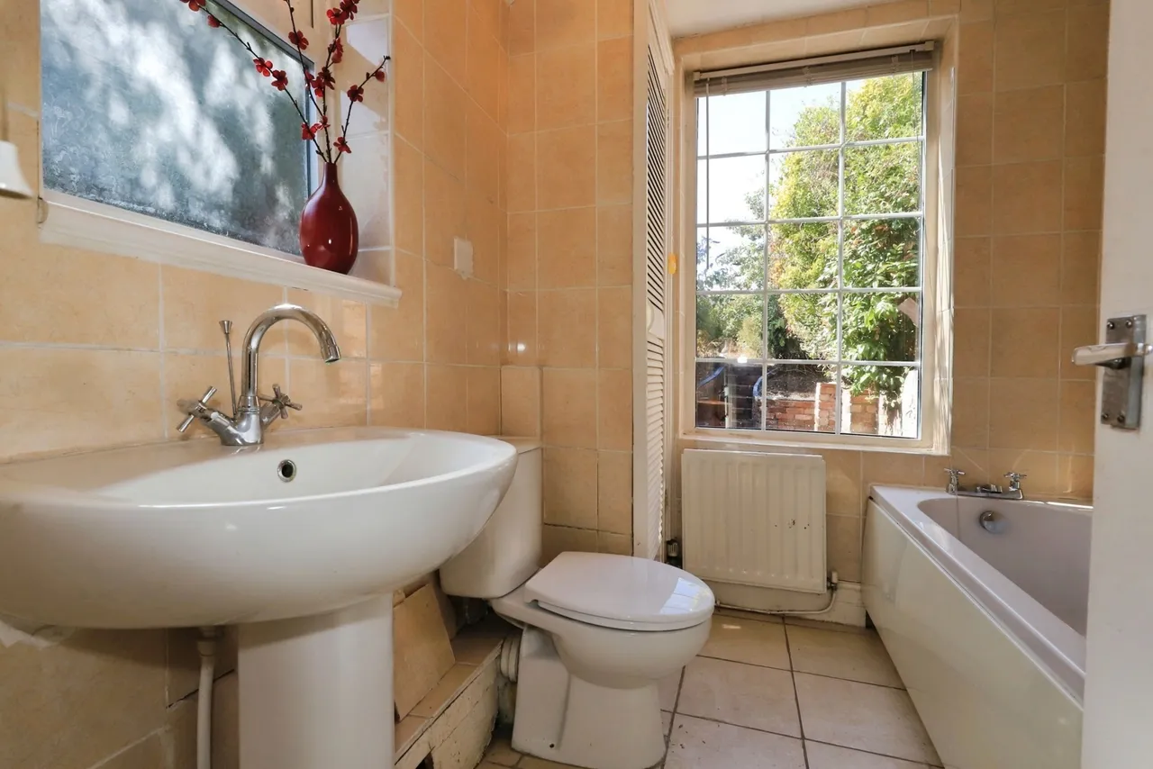 Connaught Avenue, Kidderminster, DY11, photo 9