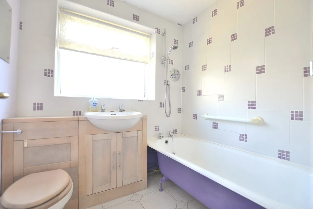 Colerne Drive, Hucclecote, GL3, photo 7
