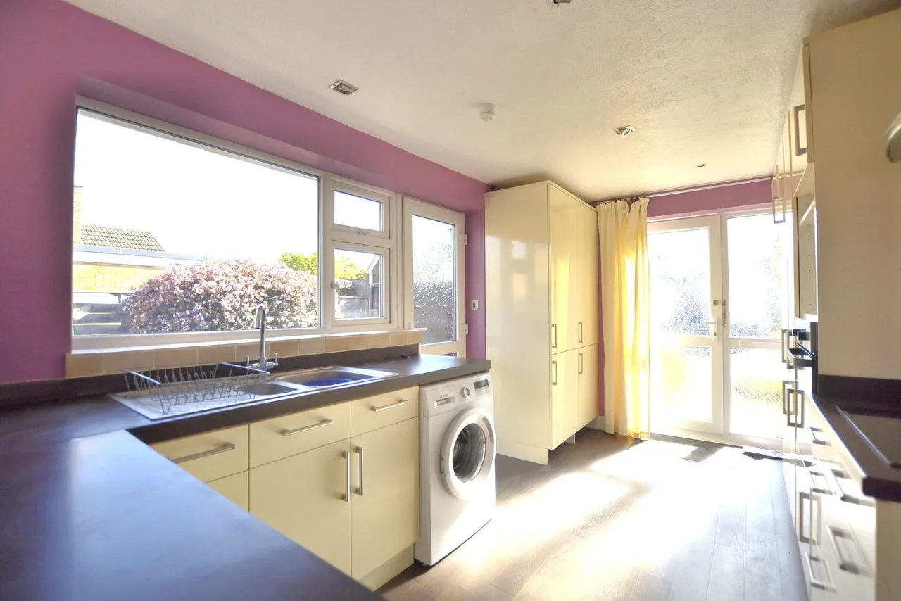 Colerne Drive, Hucclecote, GL3, photo 2