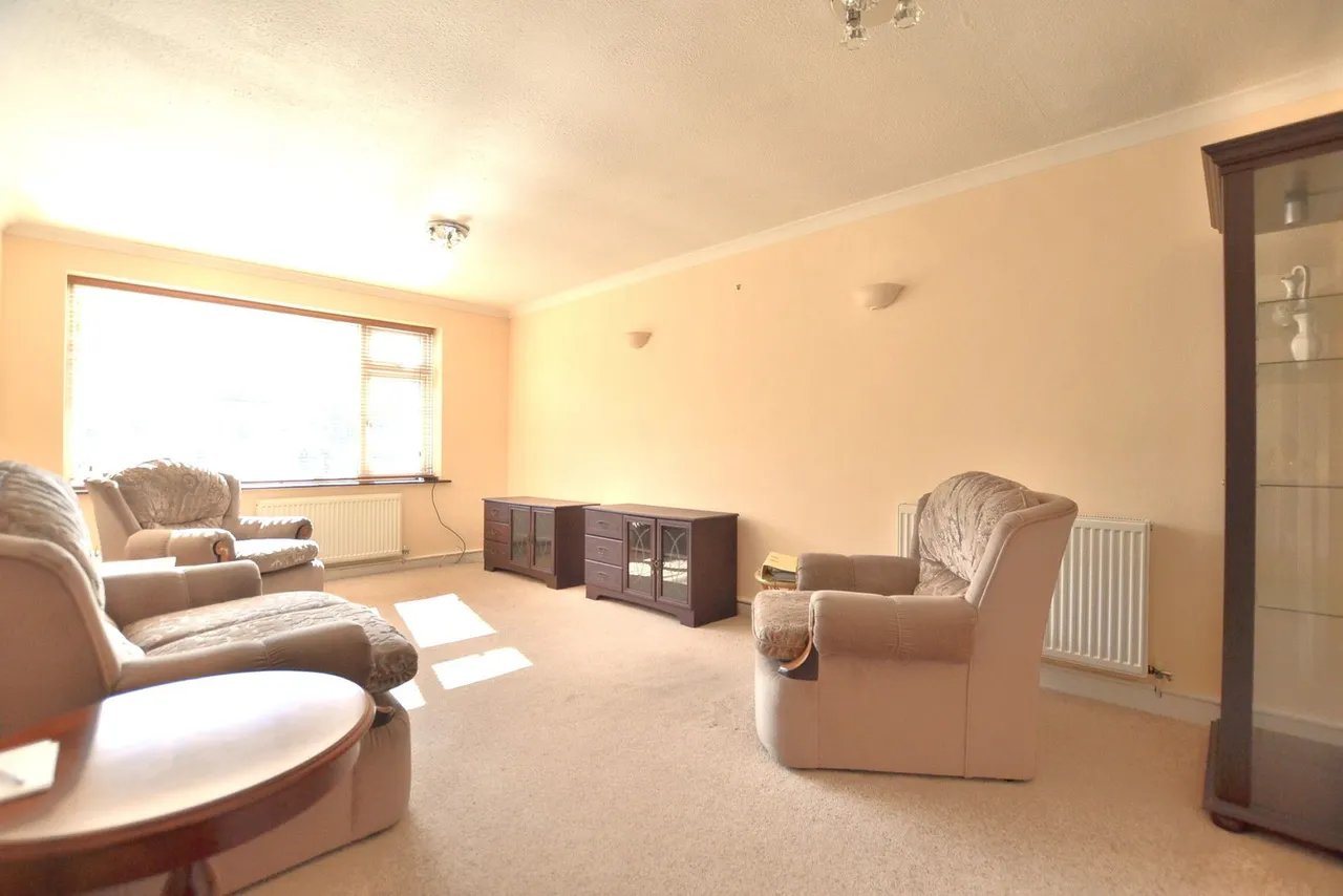 Colerne Drive, Hucclecote, GL3, photo 4