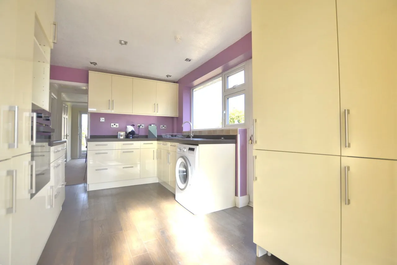 Colerne Drive, Hucclecote, GL3, photo 3