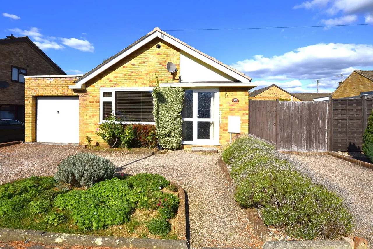 2 bed house for sale, Colerne Drive, Hucclecote, GL3