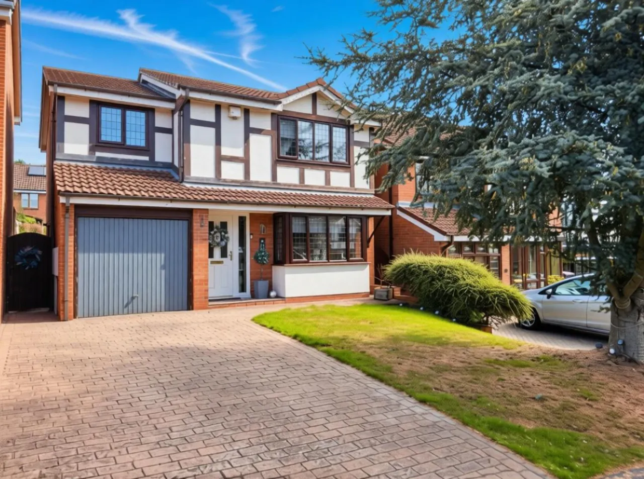 4 bed property for sale, Swansmede Way, Telford