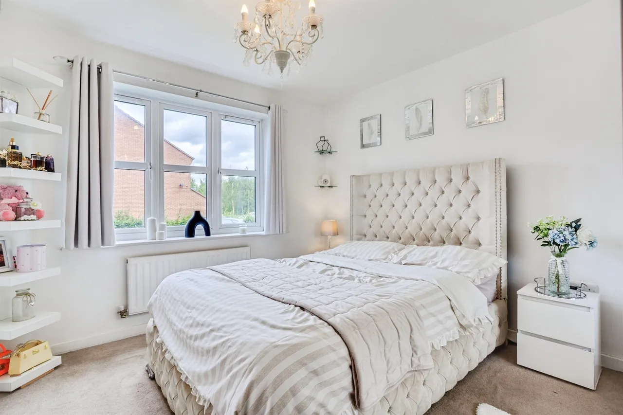Scampston Drive, East Ardsley, Wakefield, photo 8