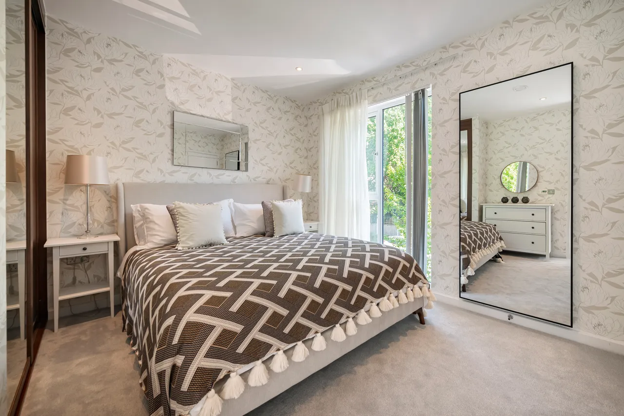 Reynard Way, Brentford, TW8, photo 9