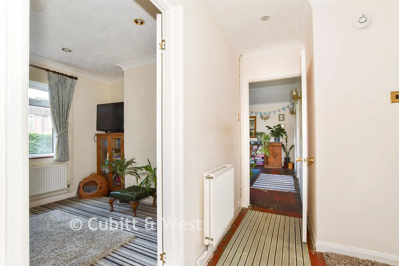 The Sands, Ashington, RH20, photo 7