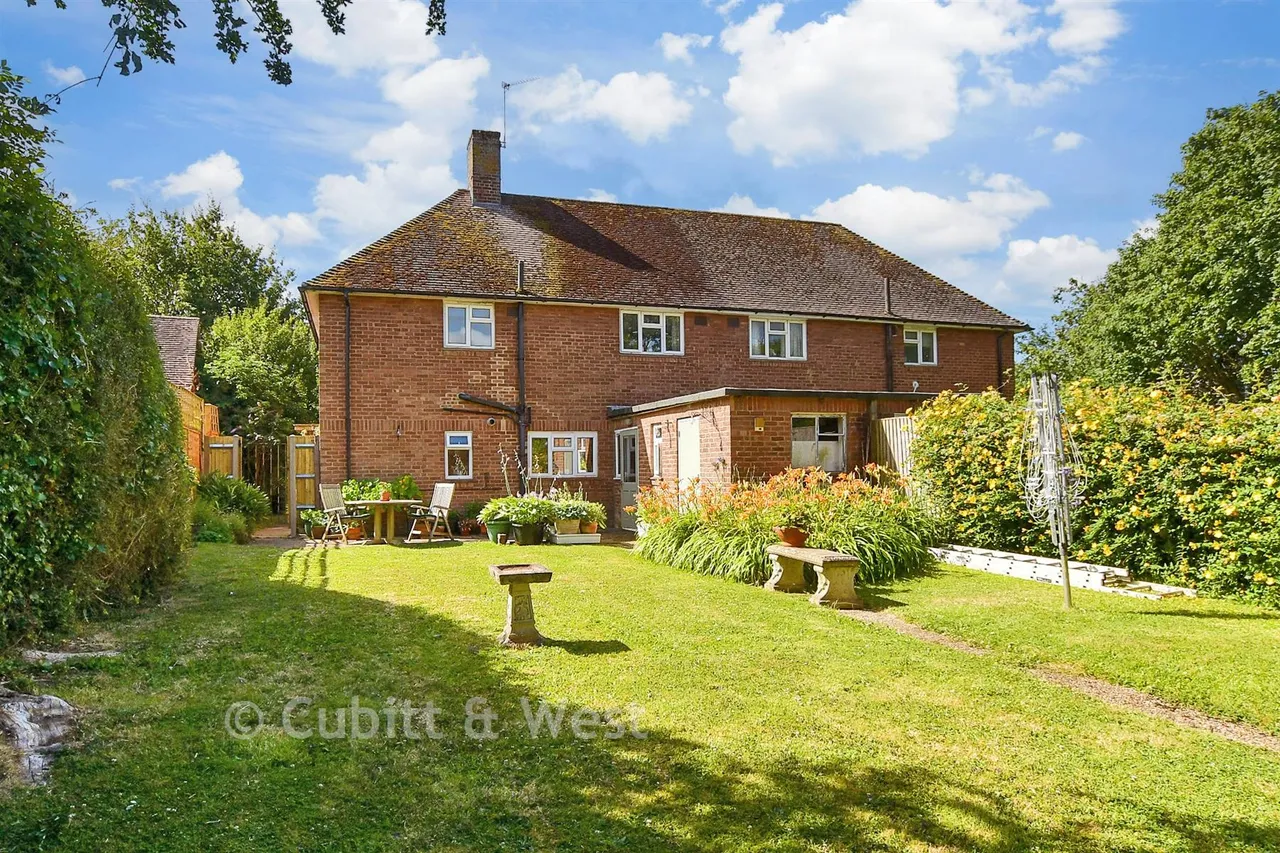 The Sands, Ashington, RH20, photo 2