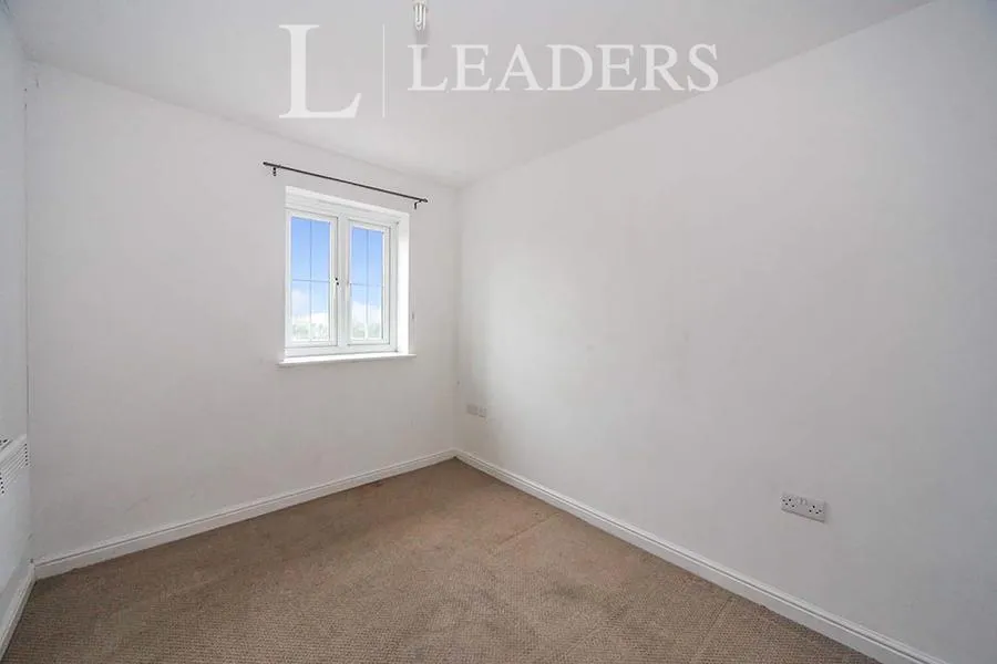 Watling Gardens, Dunstable, LU6, photo 10