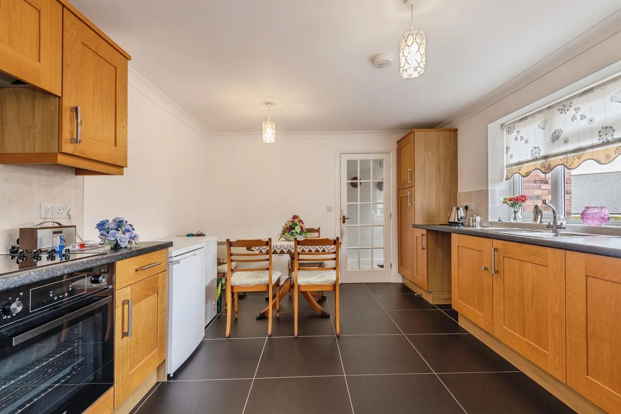Allendale Close, Rockwell Green, TA21, photo 7