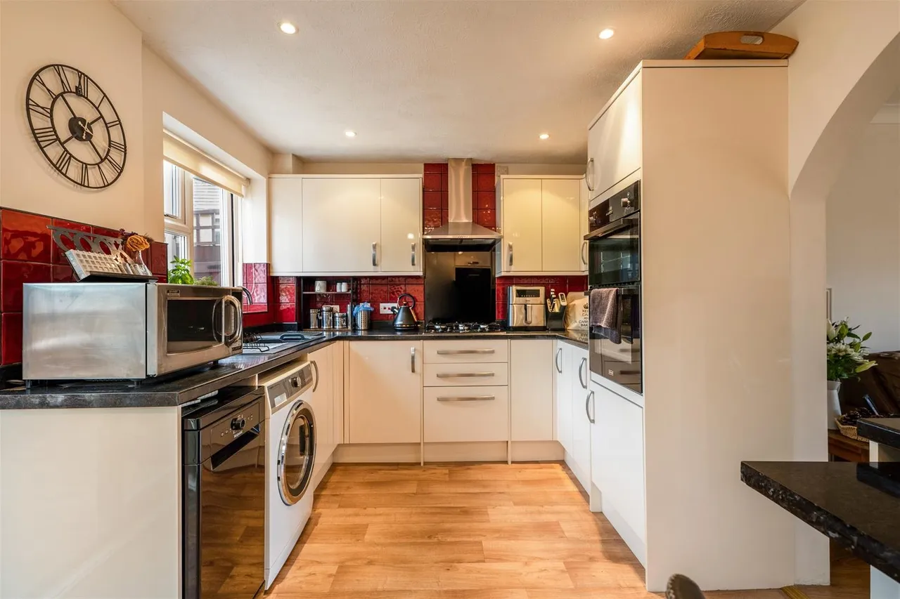 Primrose Copse, Horsham, West Sussex RH12 5PY, photo 11