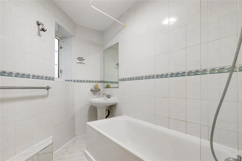 Goldhawk Road, London, photo 8