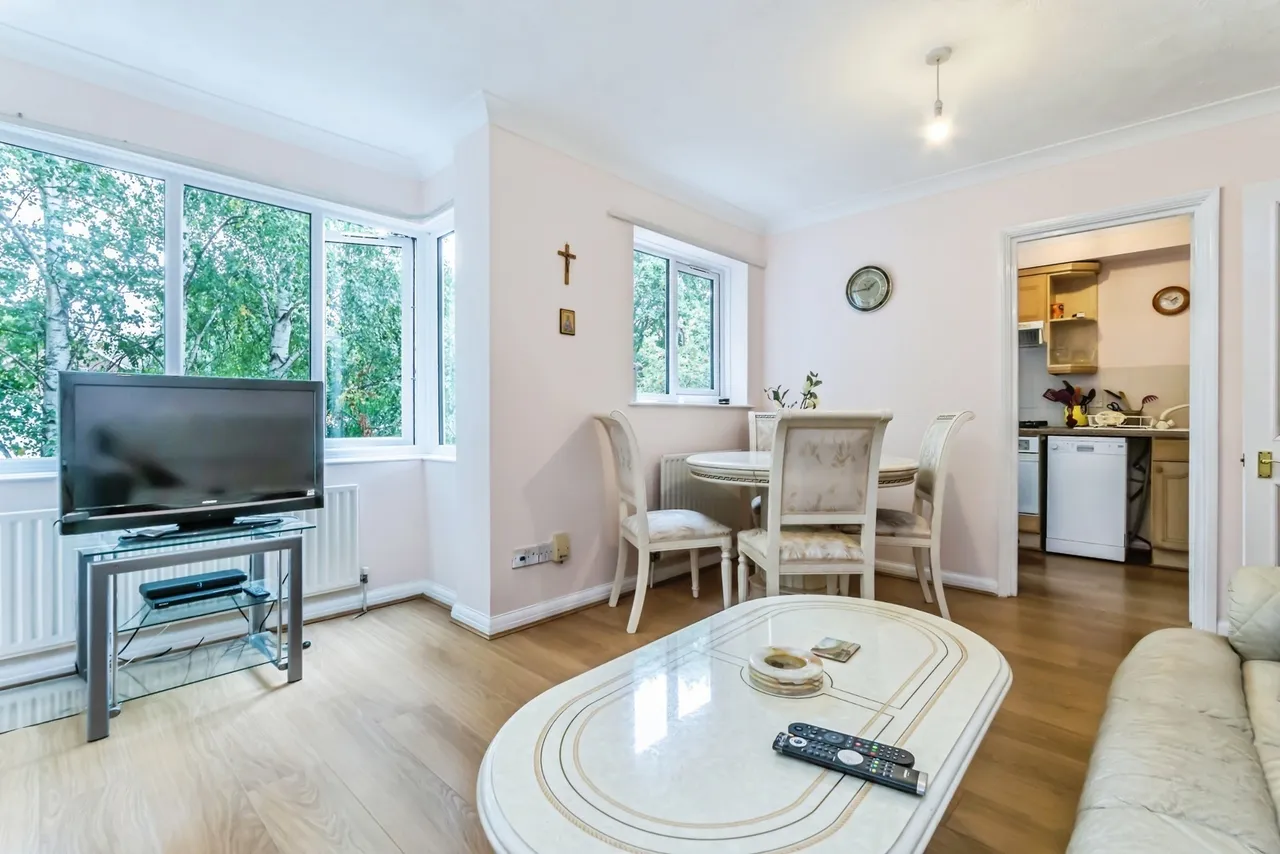 Silvermere Court, 10 Foxley Hill Road, Purley, CR8, photo 5