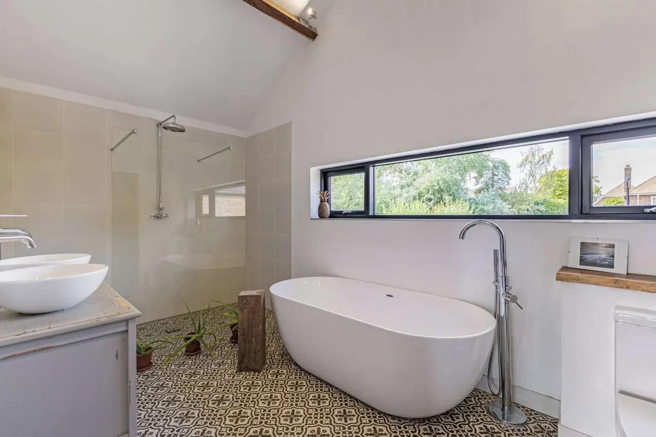 New Road, Clifton, SG17, photo 19