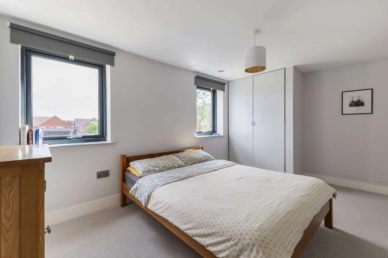 New Road, Clifton, SG17, photo 22