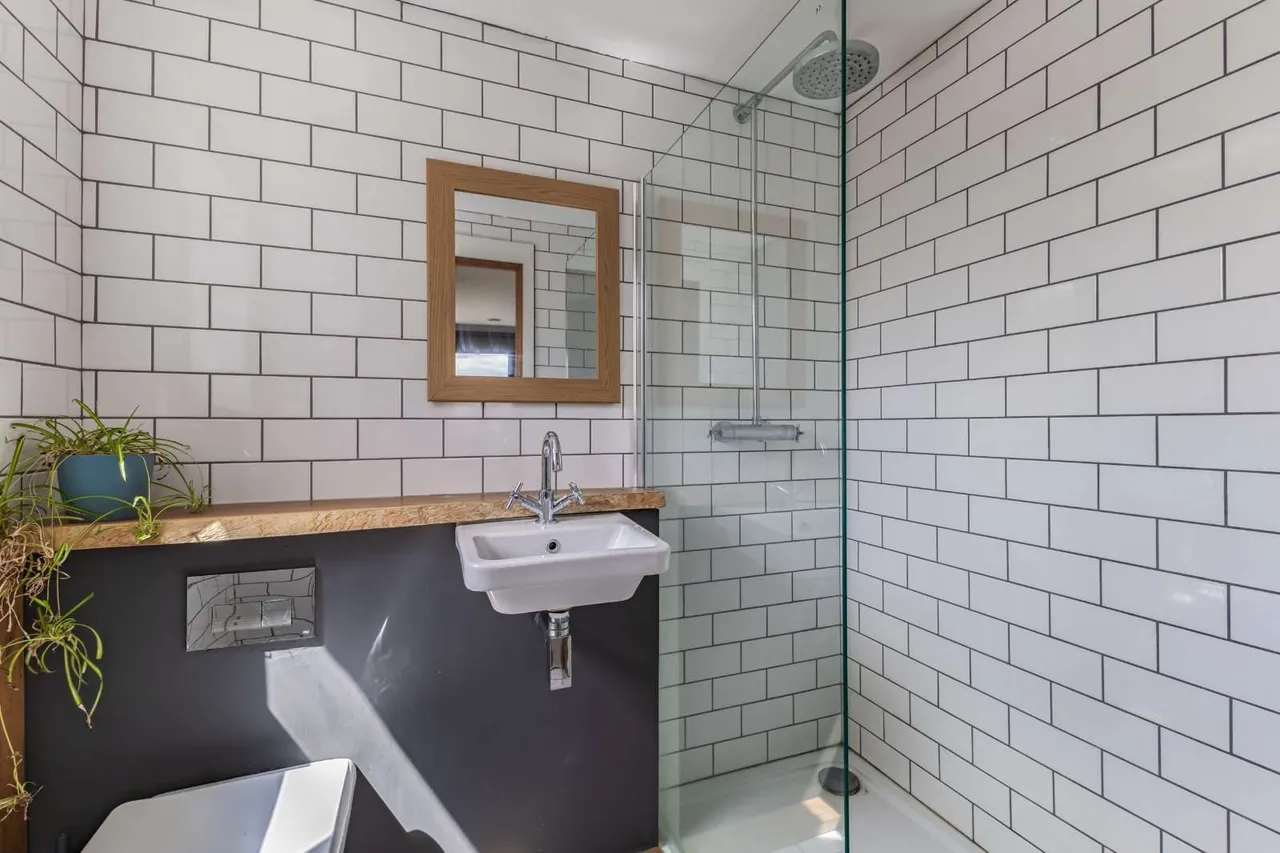 New Road, Clifton, SG17, photo 24