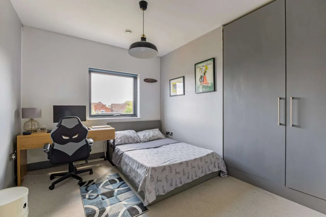 New Road, Clifton, SG17, photo 23