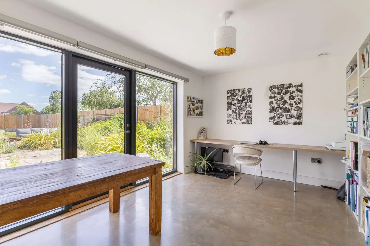 New Road, Clifton, SG17, photo 11