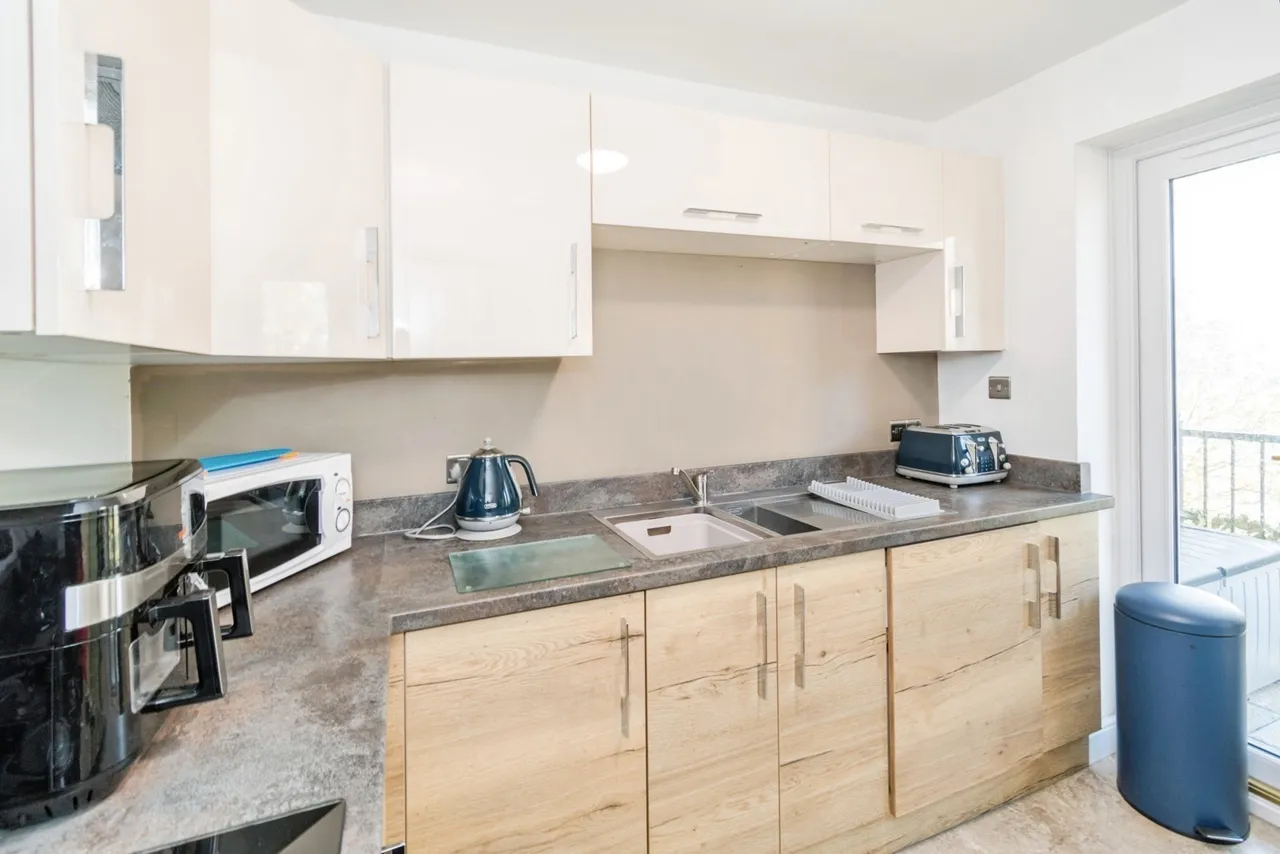 Admiralty Way, Marchwood, SO40, photo 7