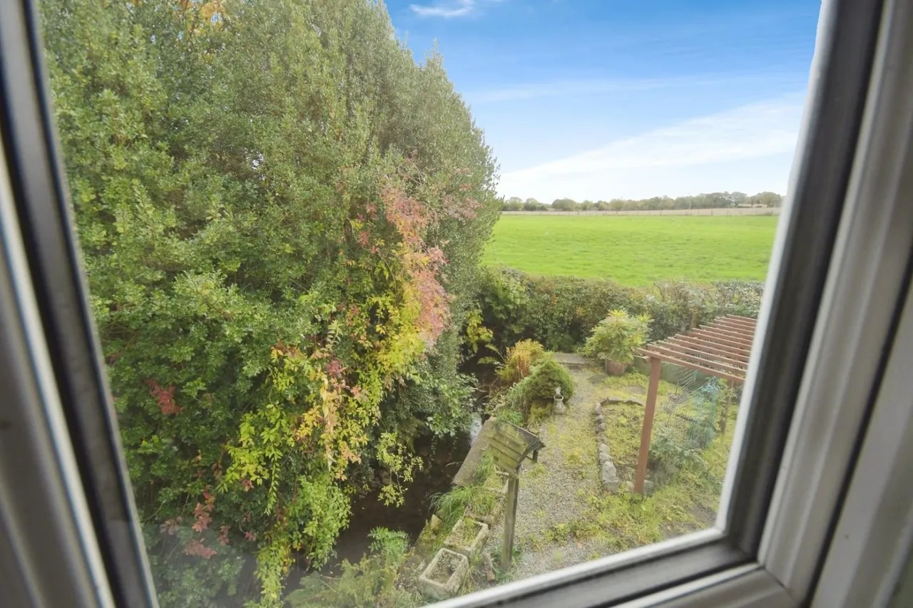 Mill Lane, Old Tupton, S42, photo 14