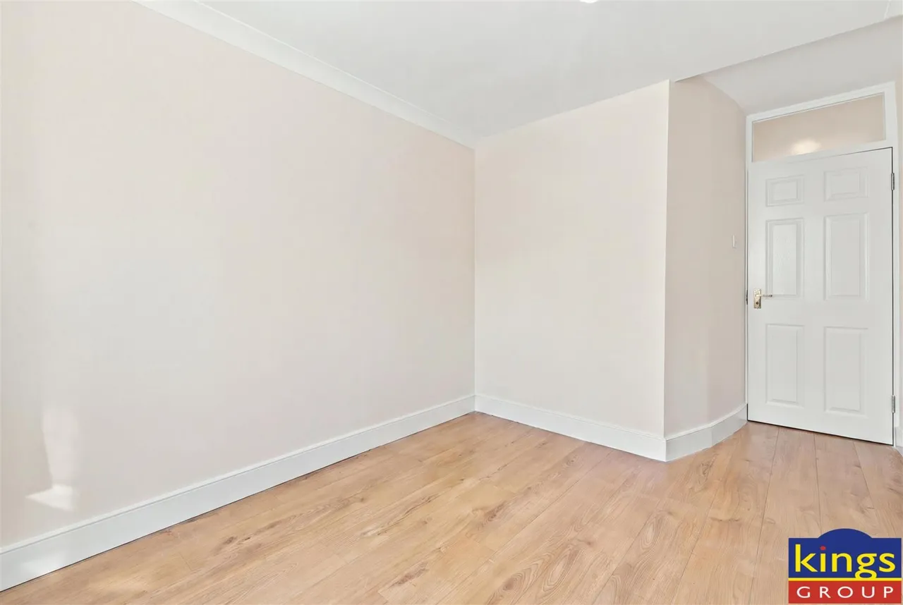 Waverley Road, London, photo 14