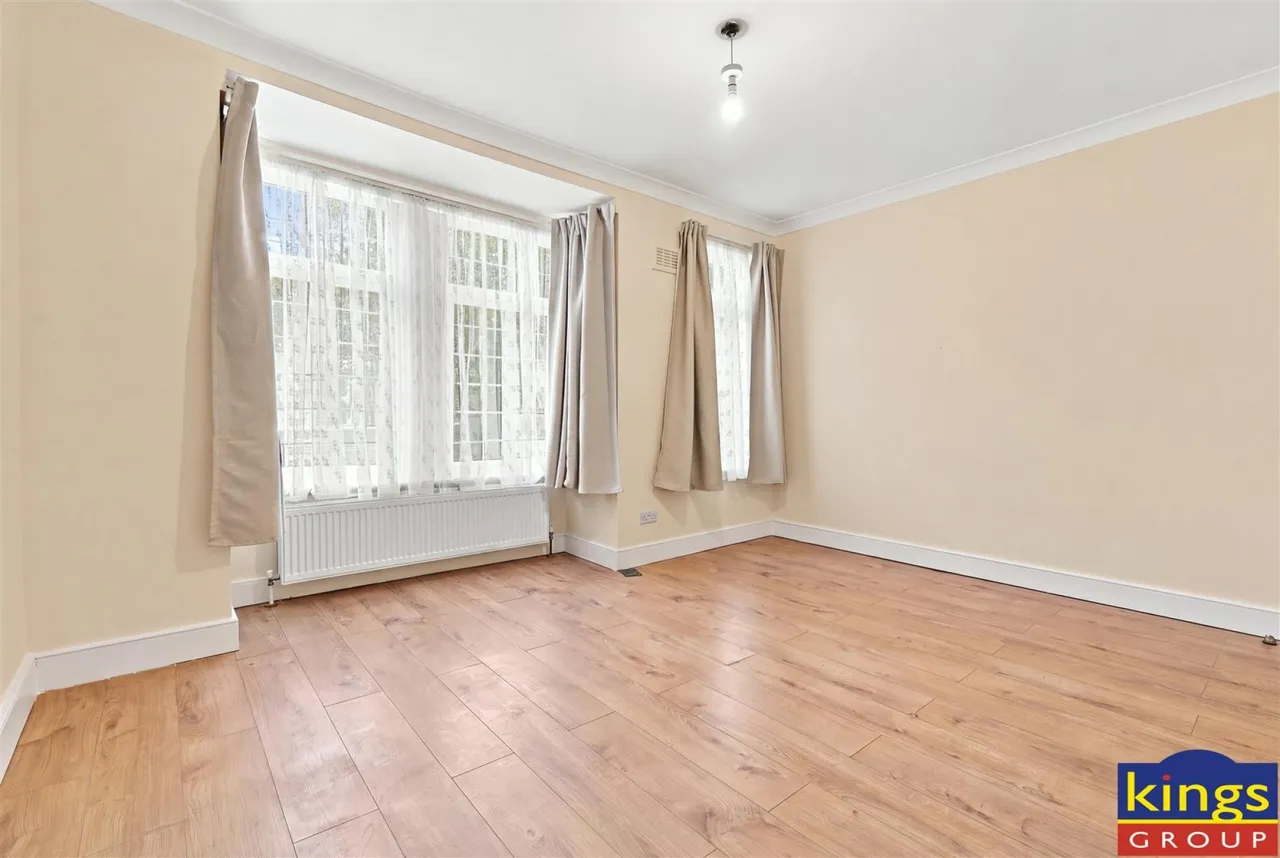 Waverley Road, London, photo 10