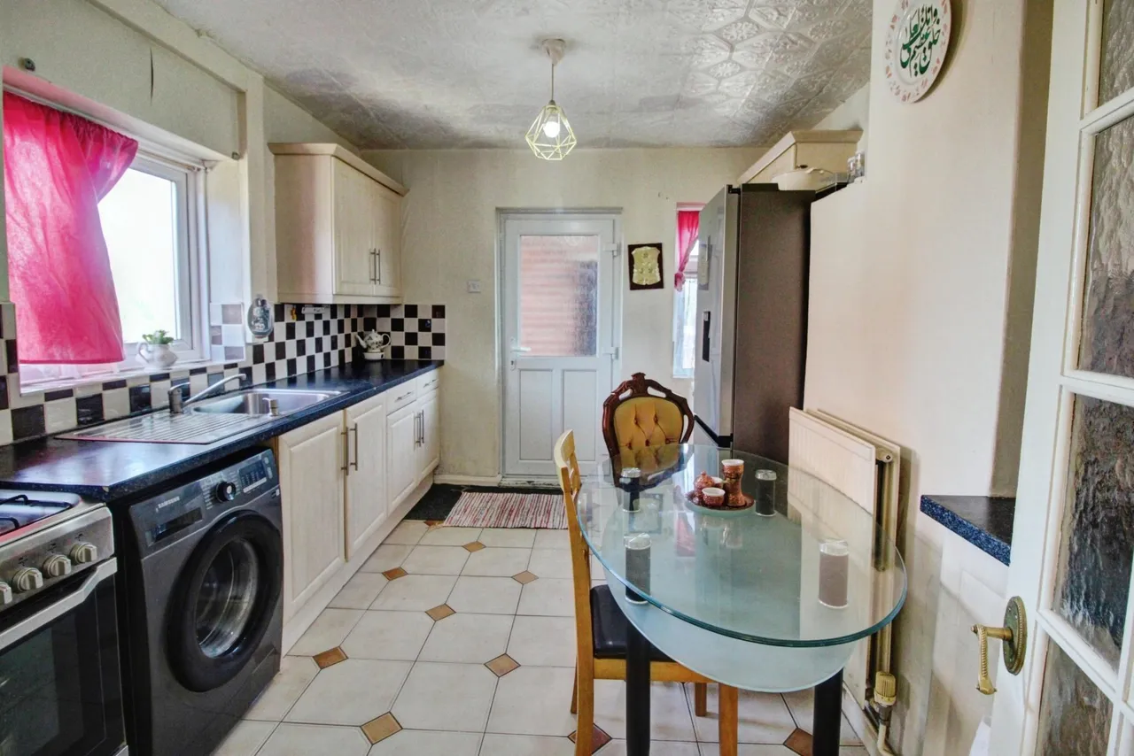 Philip Road, Kendray, S70, photo 4