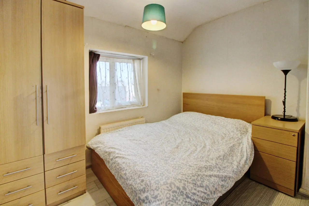 Philip Road, Kendray, S70, photo 8