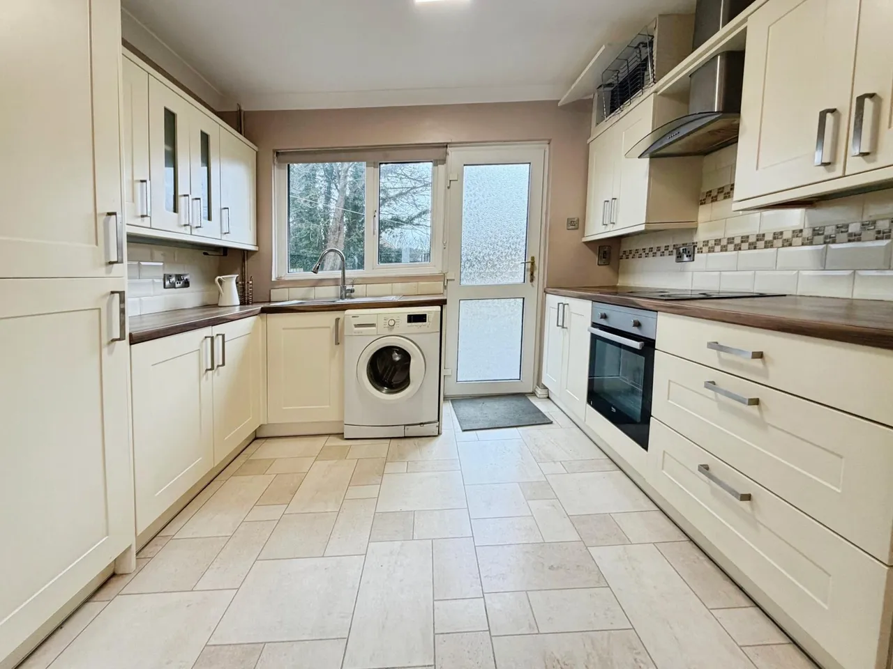 Tirowen Drive, Lisburn, BT28, photo 5
