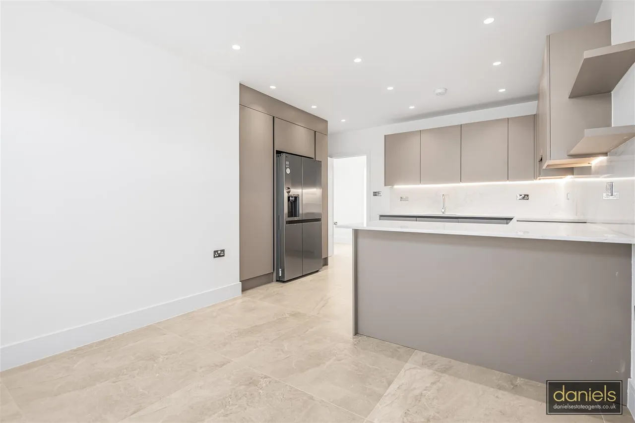East Lane, Wembley, HA0, photo 8