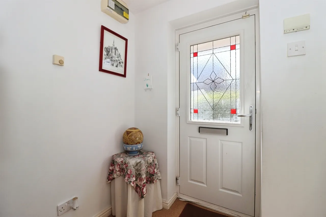 Church Farm Road, Emersons Green, BS16, photo 2