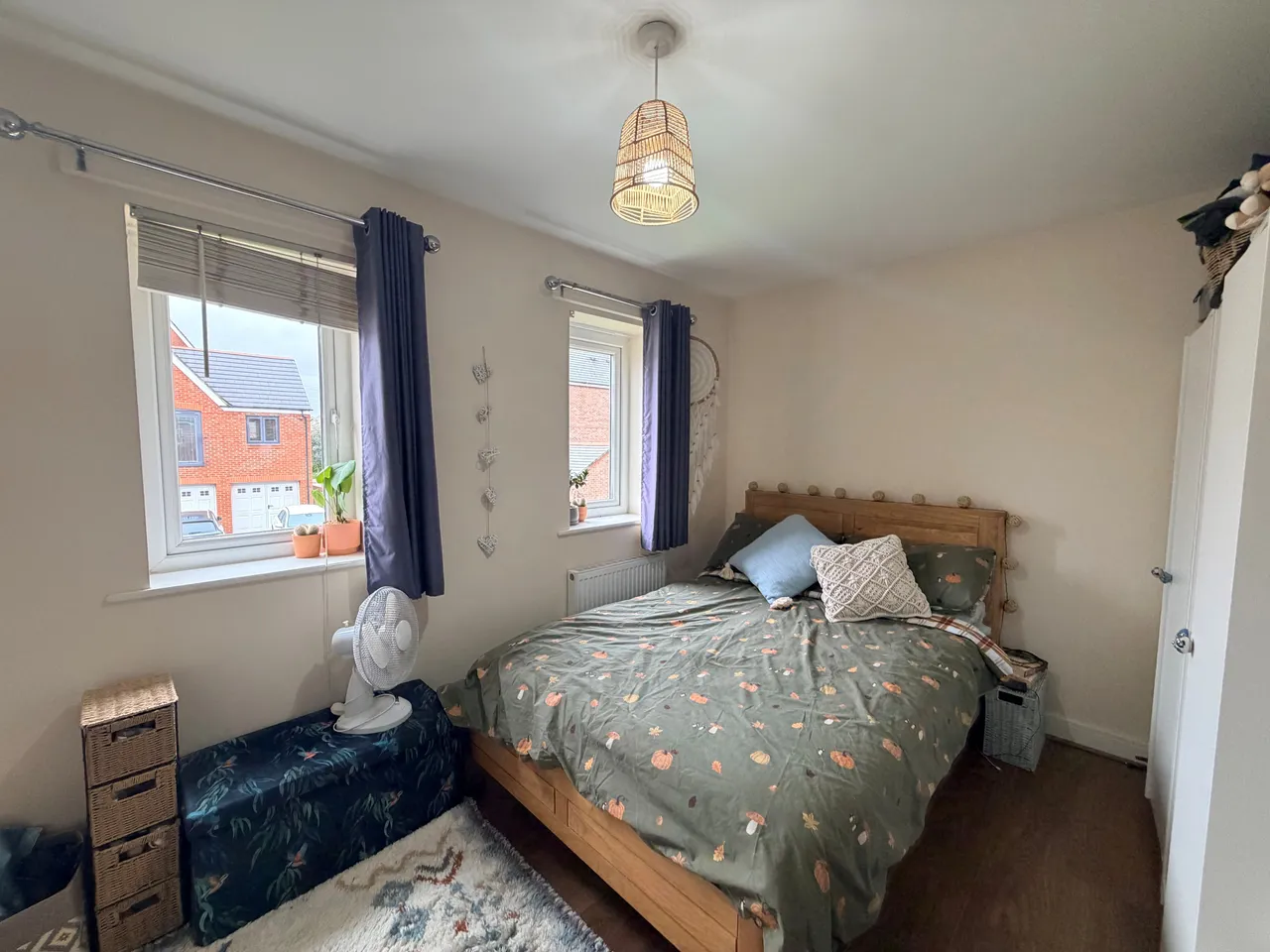 Over Ashberry, Altrincham, WA14, photo 3