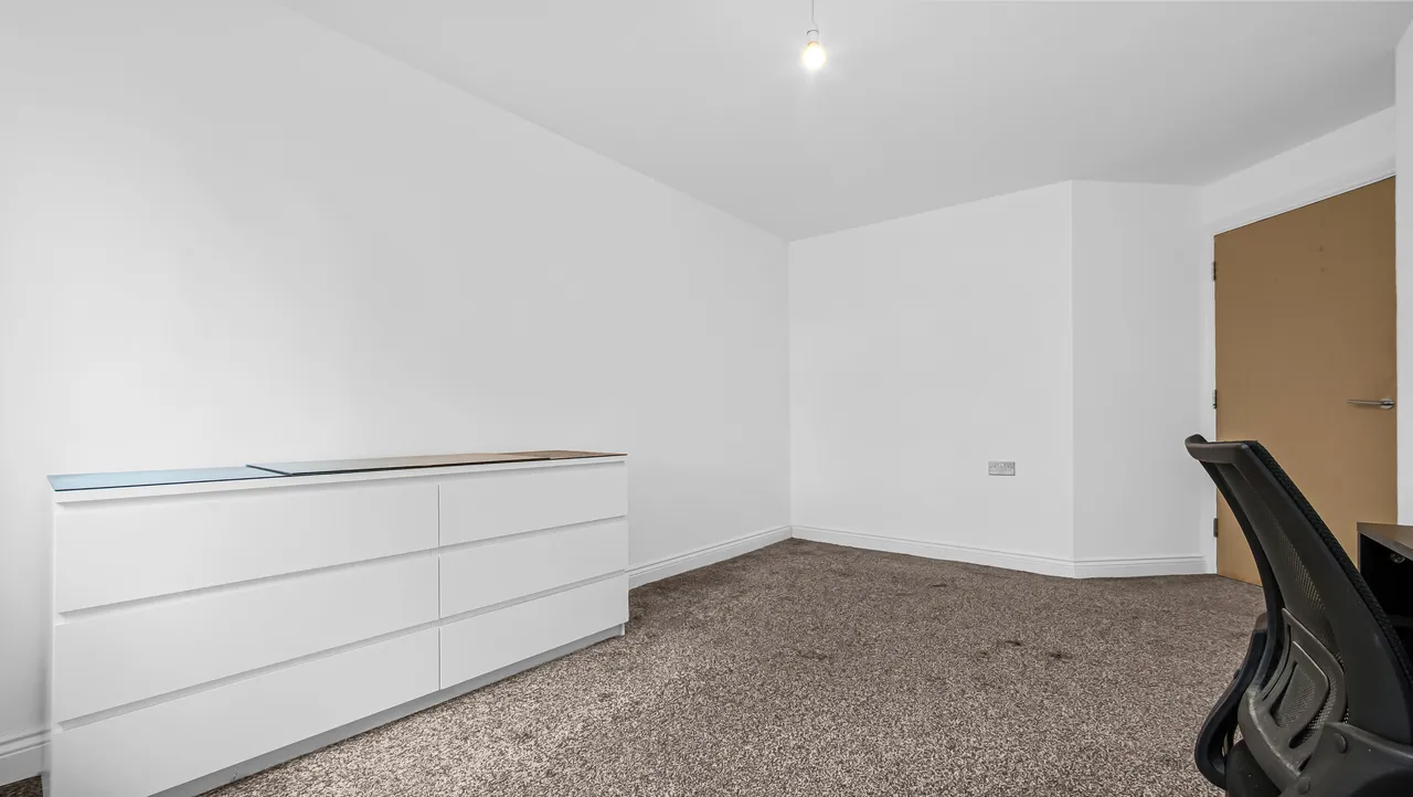 Gillian Crescent, Romford, RM2, photo 12