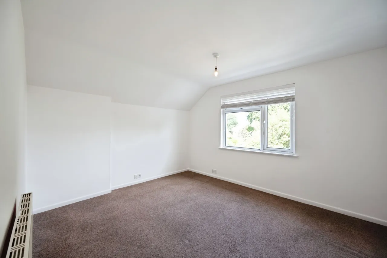 Salterns Lane, Hayling Island, PO11, photo 11
