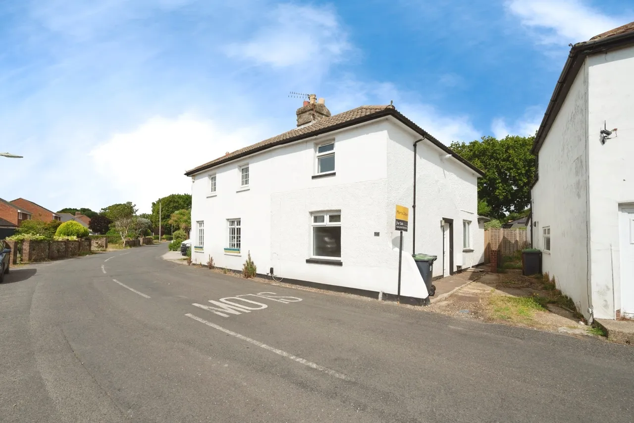 Salterns Lane, Hayling Island, PO11, photo 17