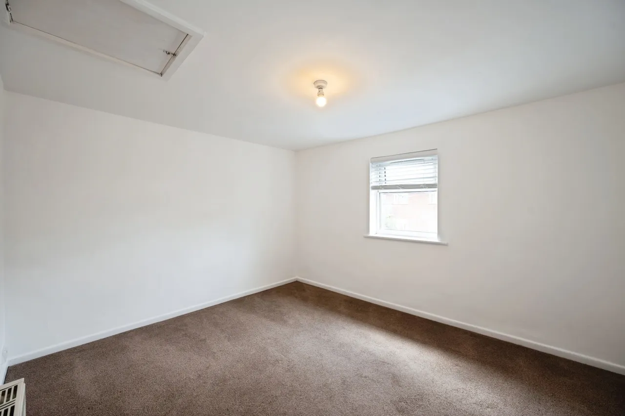 Salterns Lane, Hayling Island, PO11, photo 8