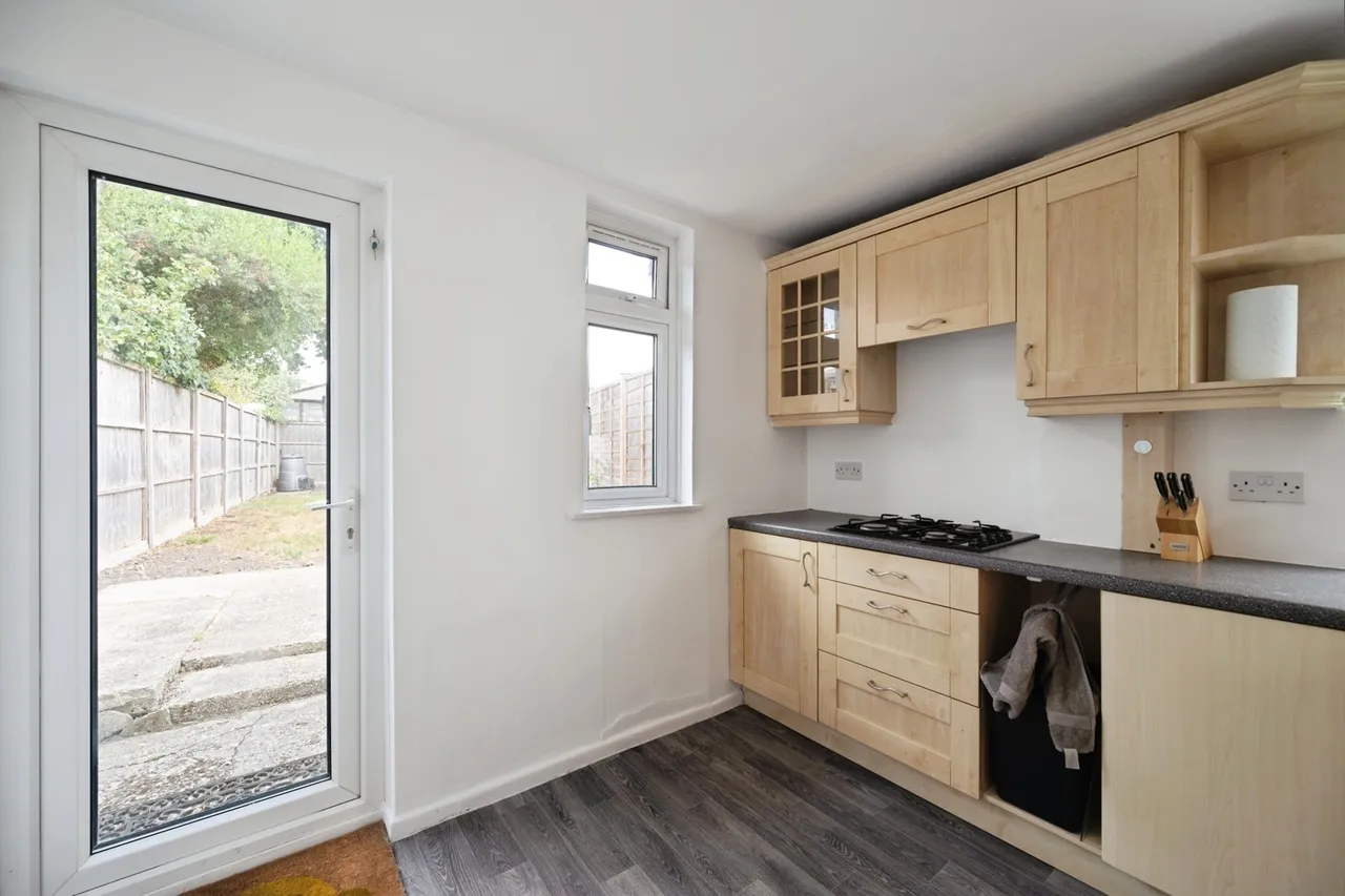 Salterns Lane, Hayling Island, PO11, photo 6