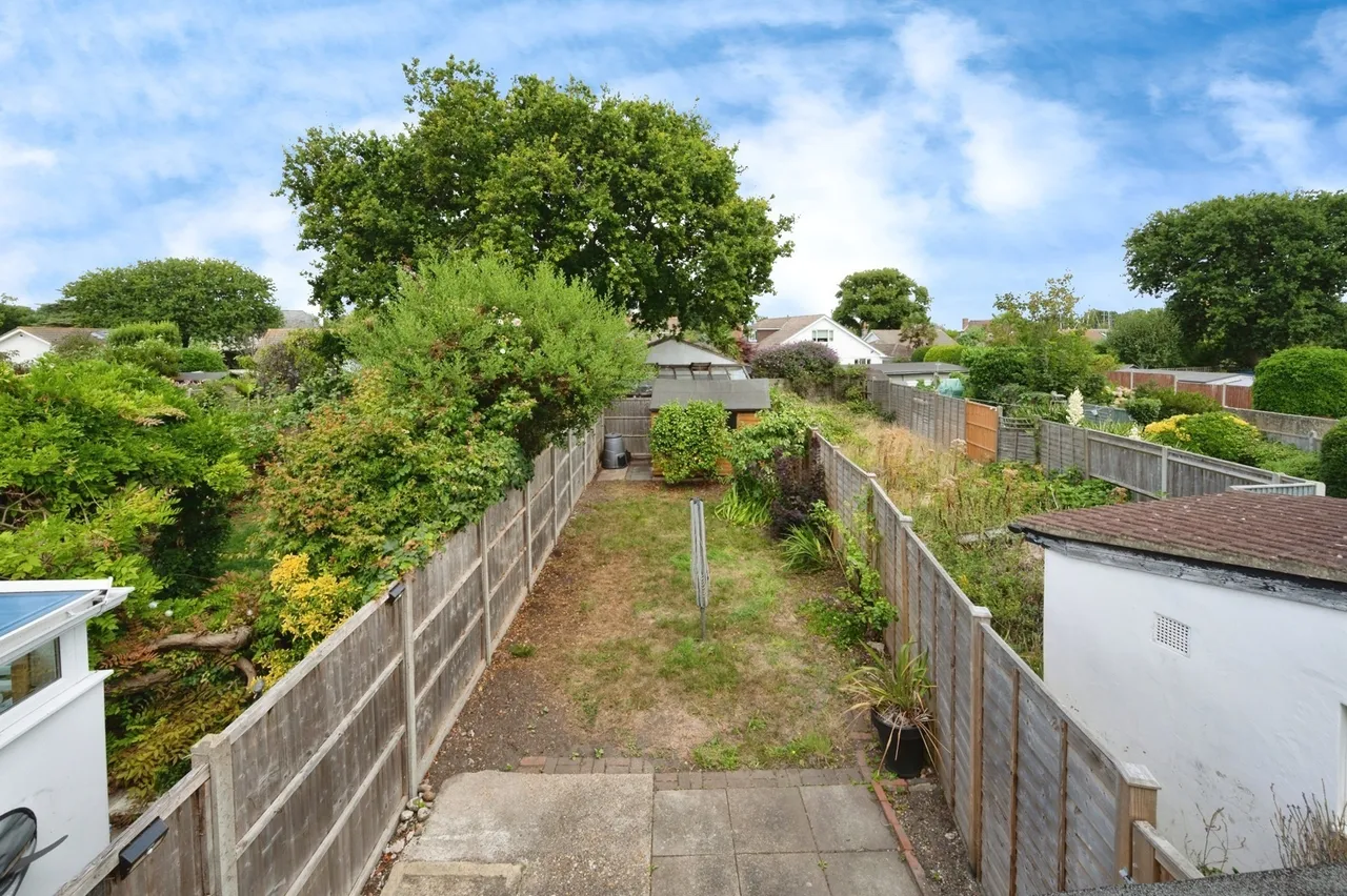 Salterns Lane, Hayling Island, PO11, photo 15