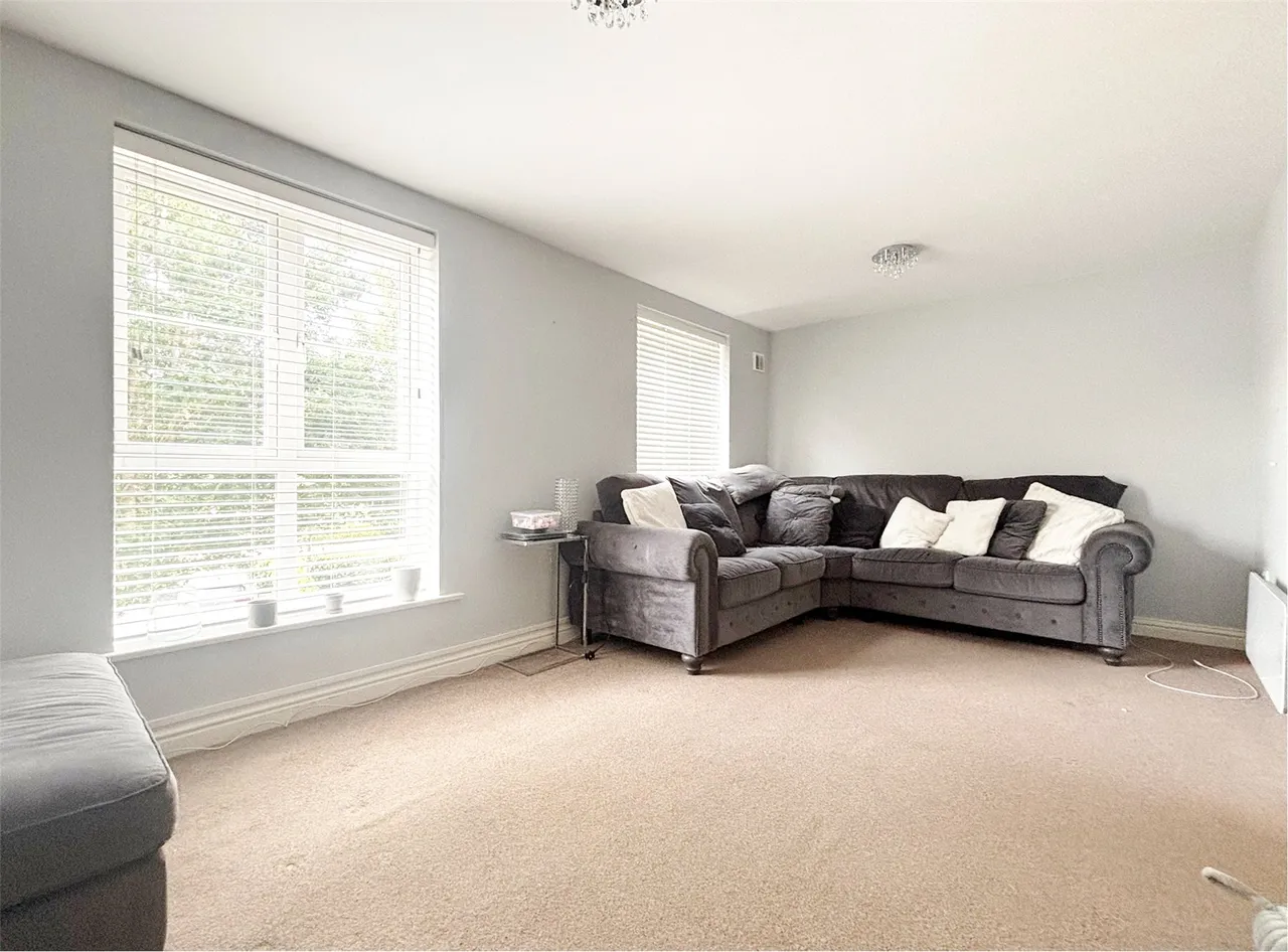 Tudor Way, Knaphill, GU21, photo 8