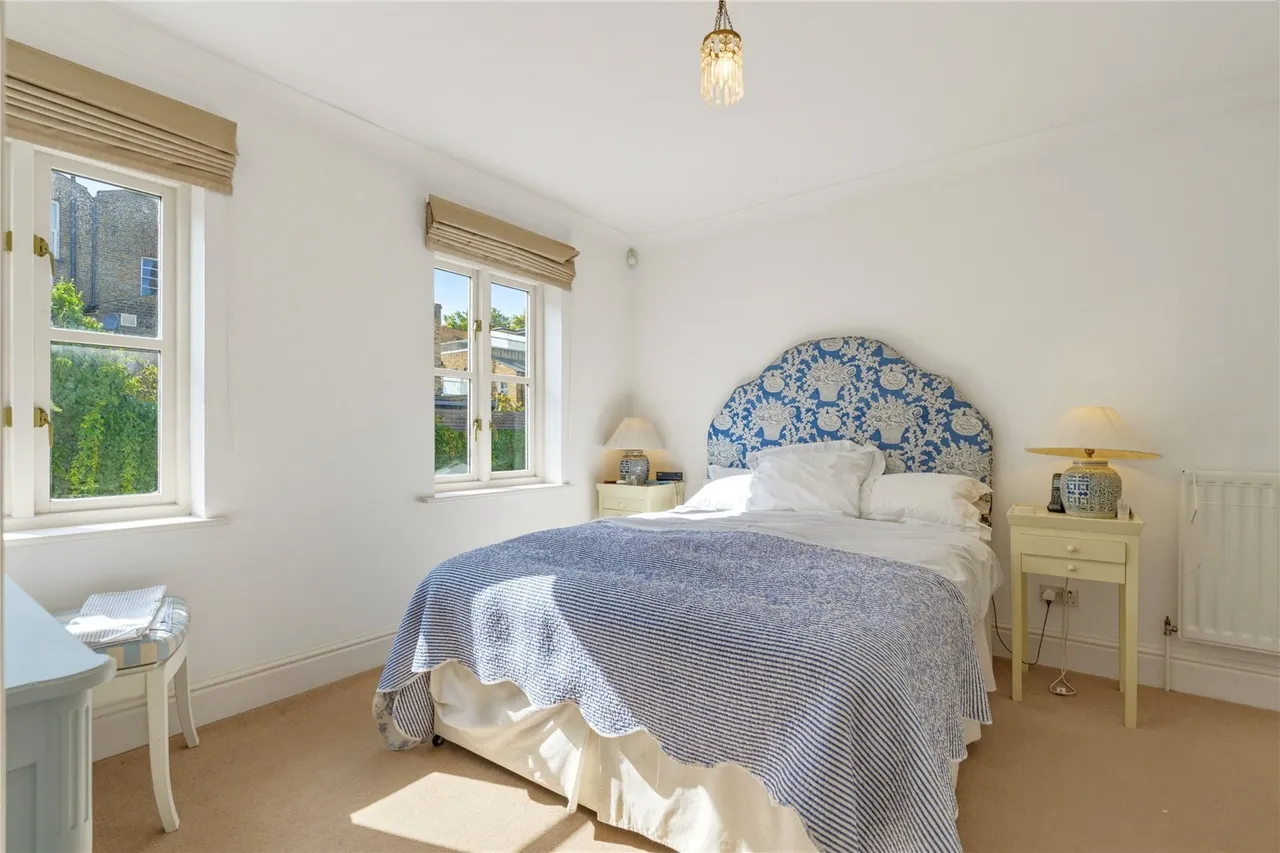 Rush Hill Mews, London, SW11, photo 6